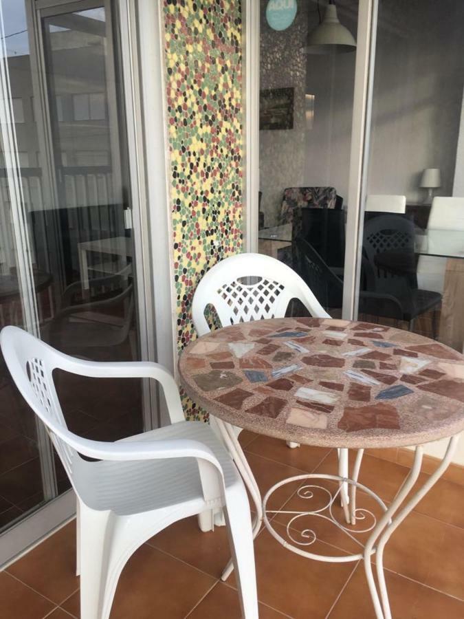 2 Bedroom'S Flat On The Beach, City Center, 1 Line Santa Pola Exteriör bild