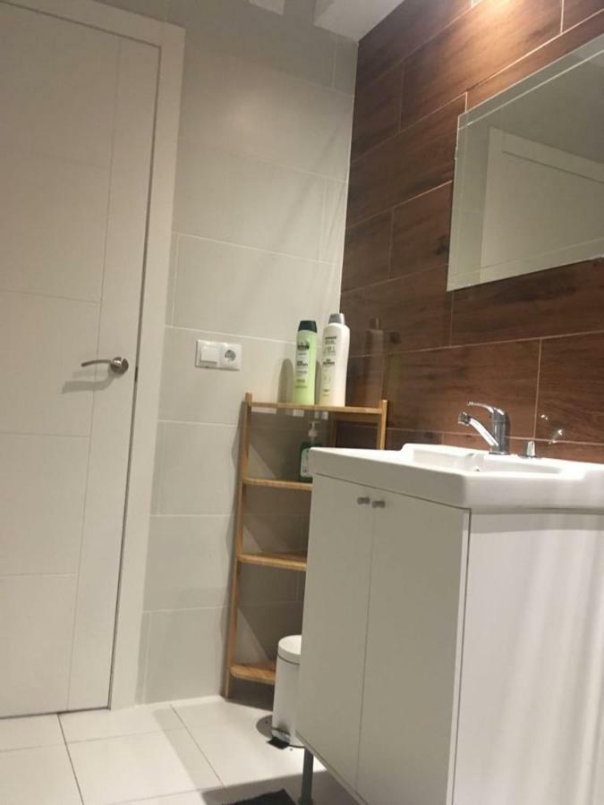 2 Bedroom'S Flat On The Beach, City Center, 1 Line Santa Pola Exteriör bild